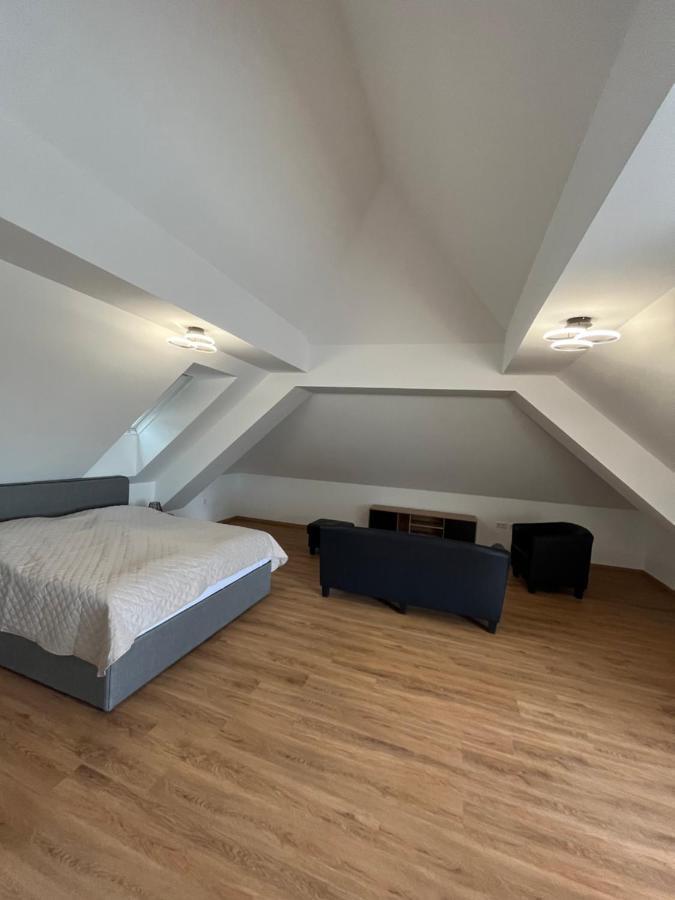 T&t Monchmeierhof